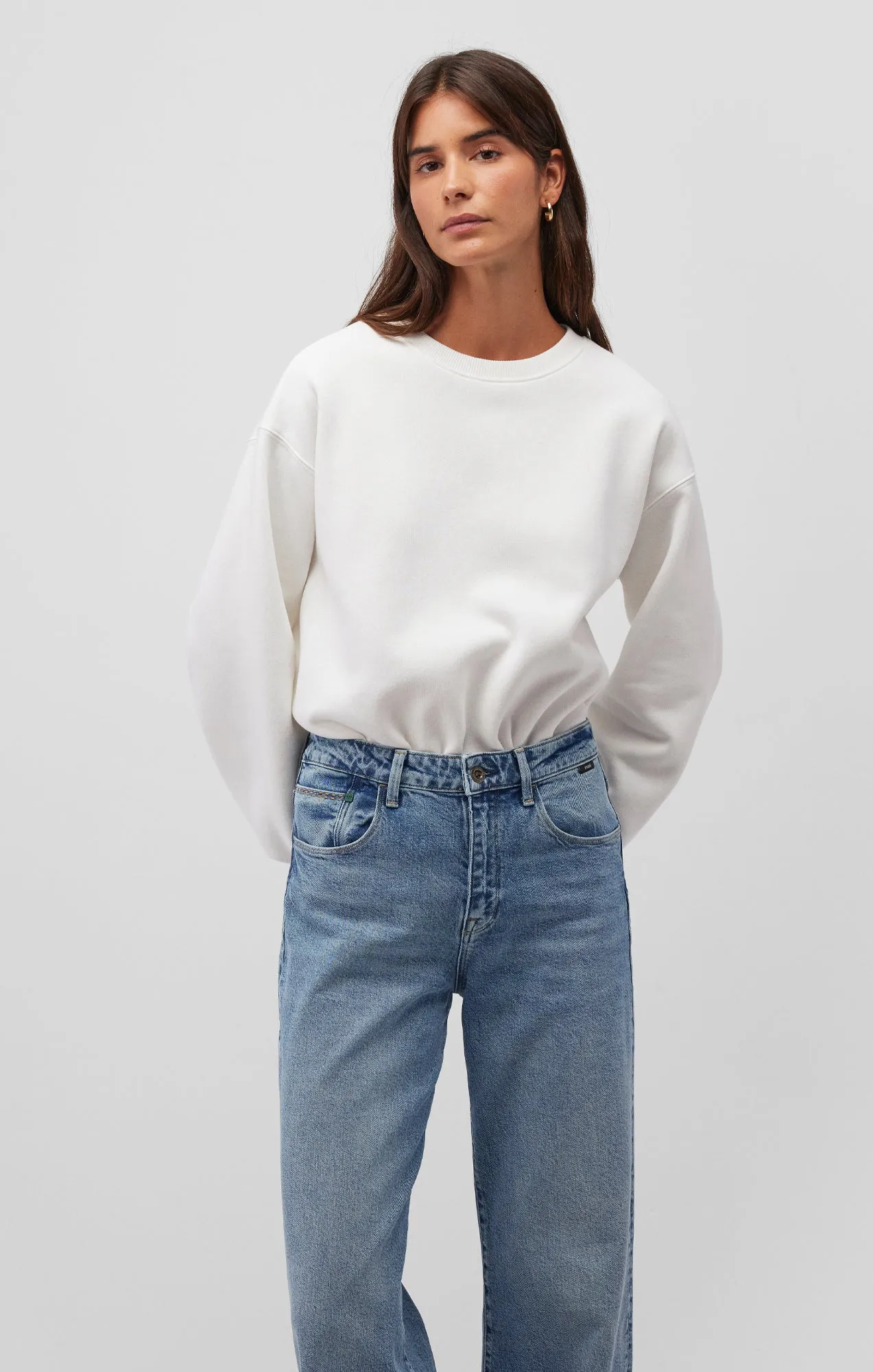 DROP SHOULDER SWEATSHIRT IN ANTIQUE WHITE