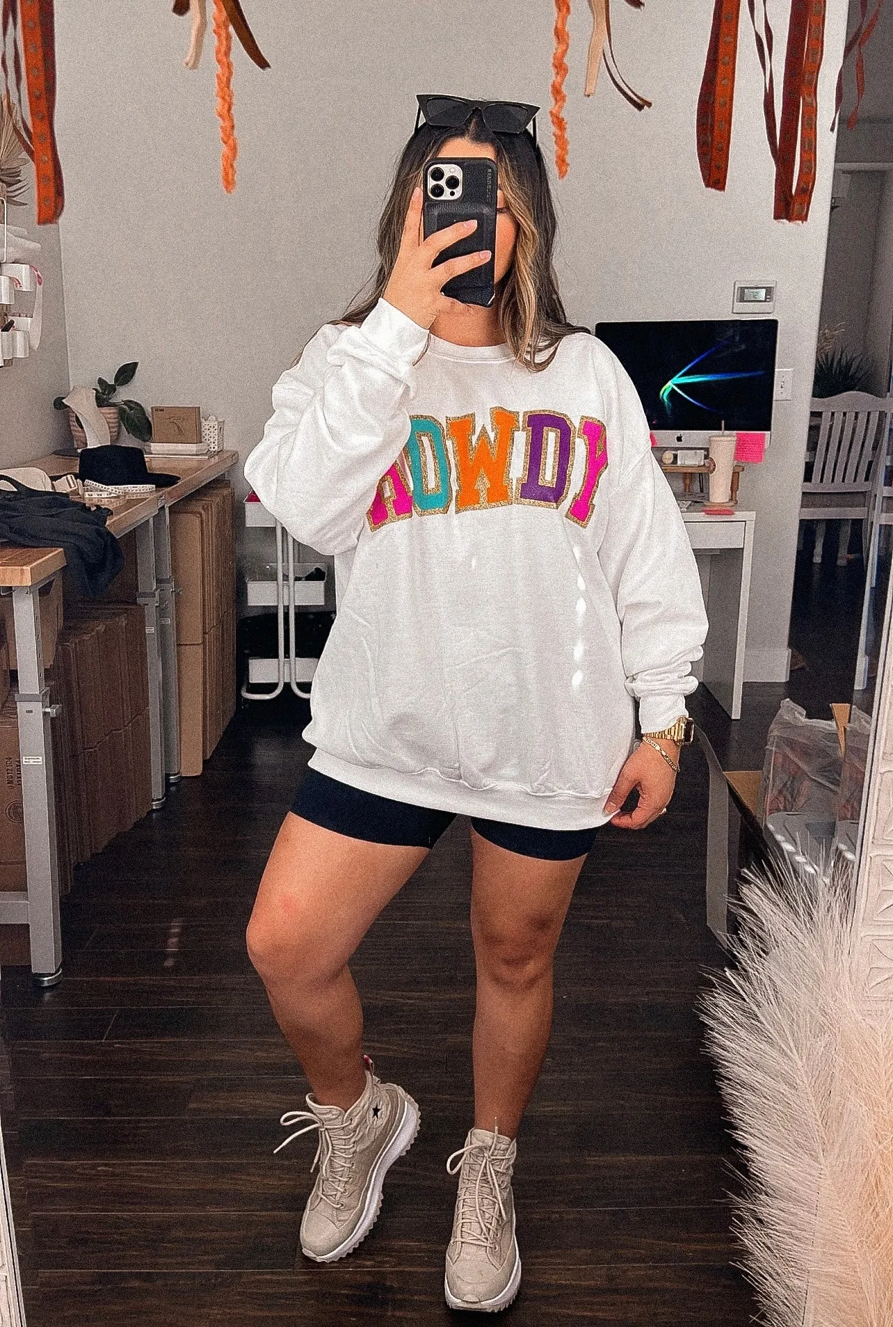 HOWDY crewneck sweatshirt