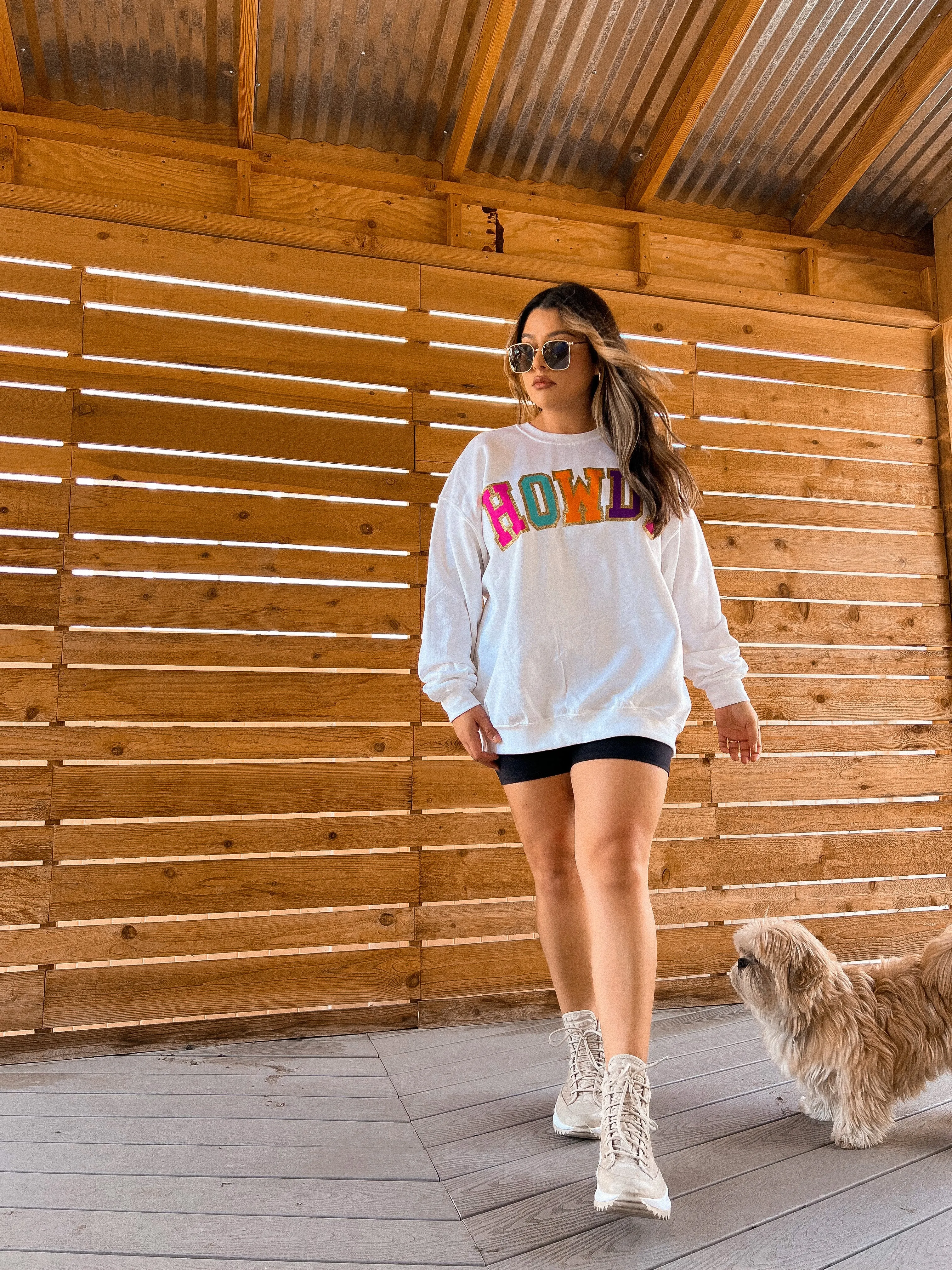 HOWDY crewneck sweatshirt