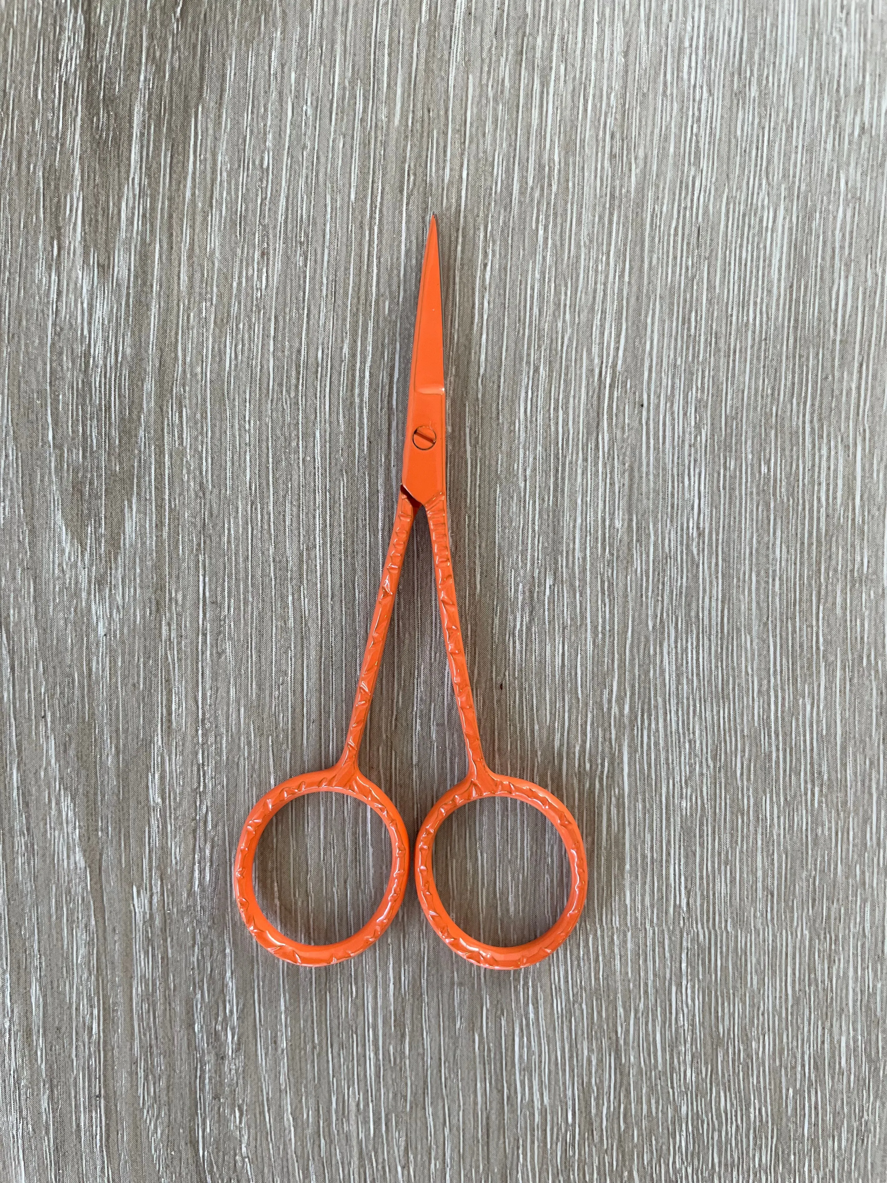 Joji Scissors