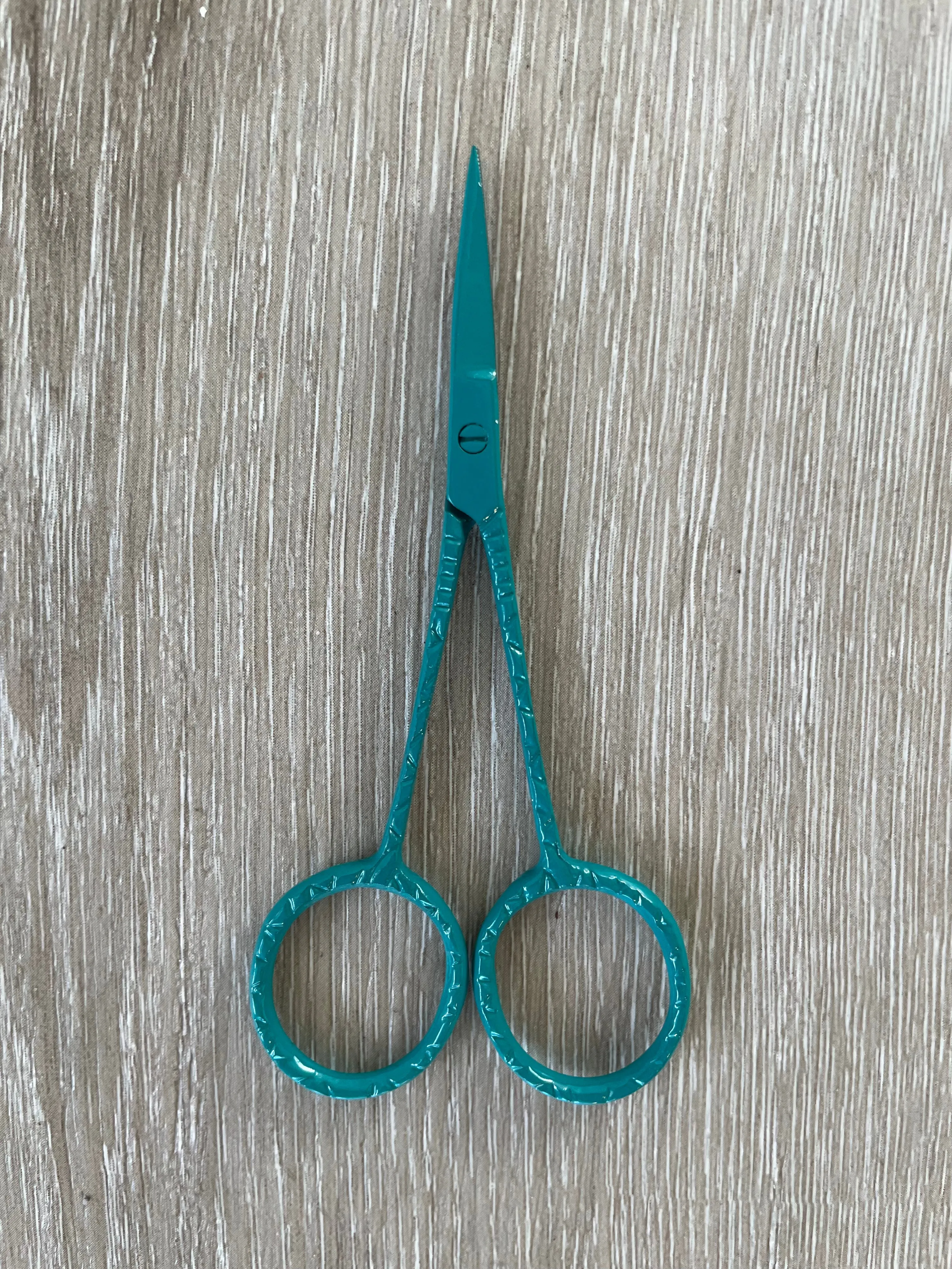 Joji Scissors