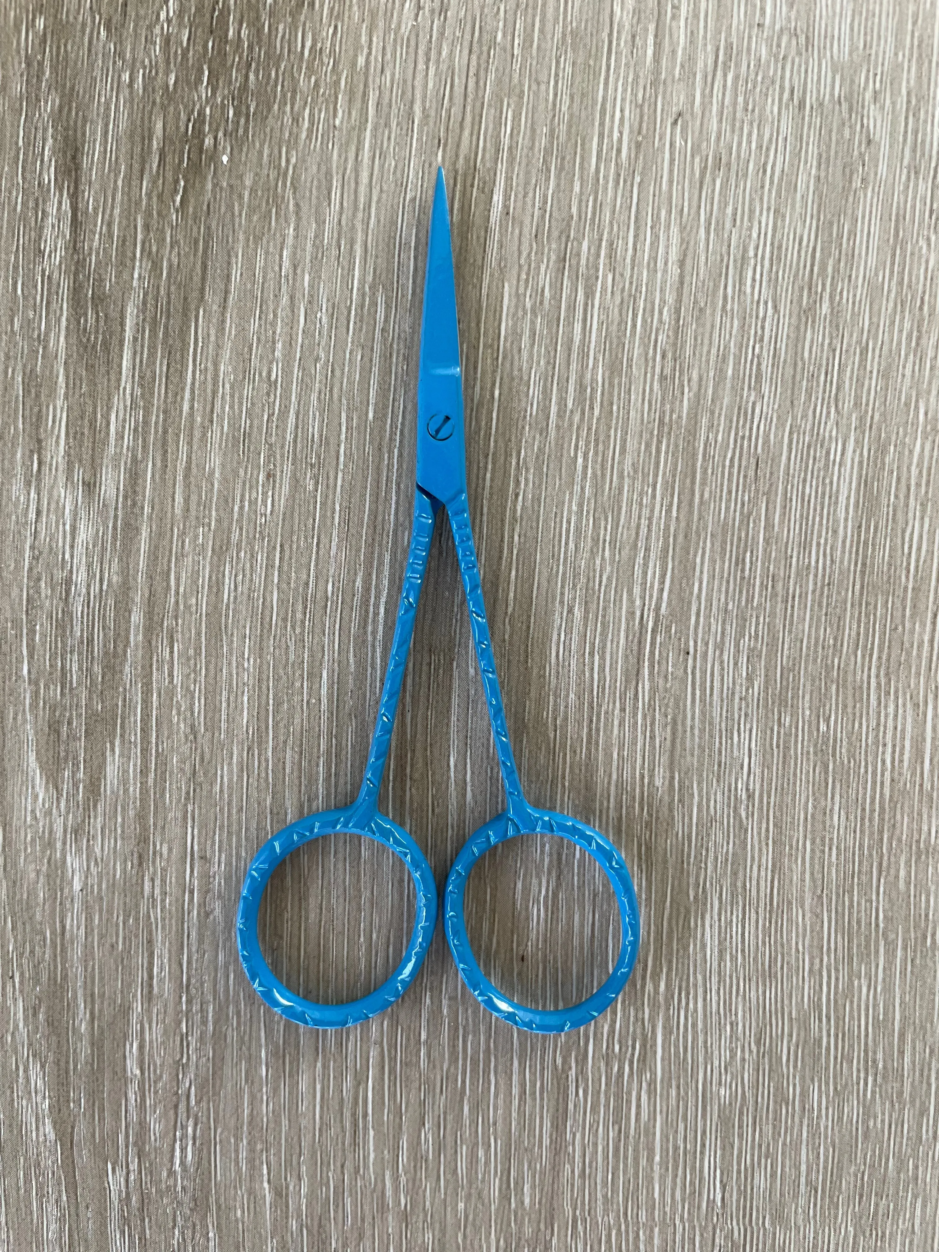 Joji Scissors