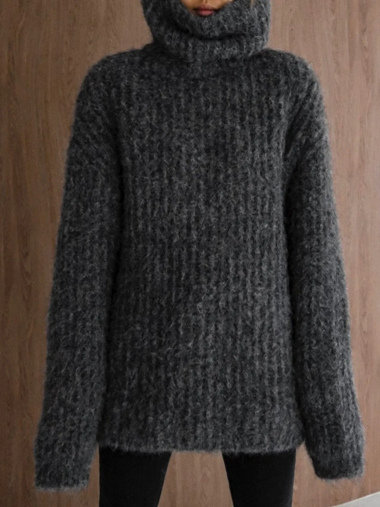 OVERSIZED ALPACA RIBBED TURTLENECK