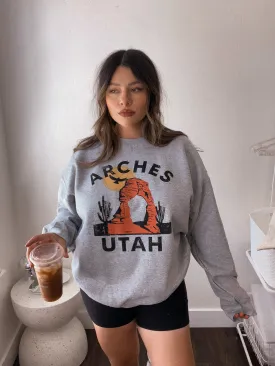 UTAH ARCHES graphic crewneck sweater